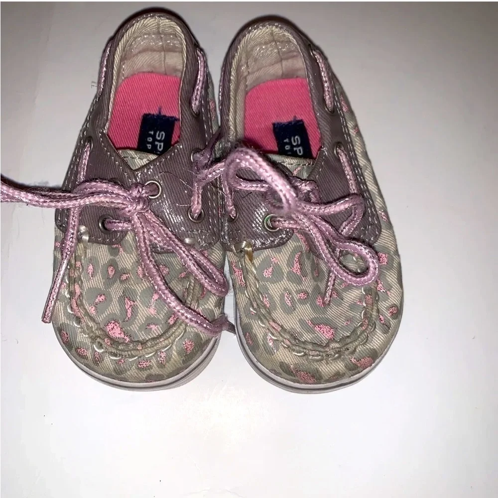 Sperry Top Sider Silver Pink Animal Cheetah Leopard Print Size 2
